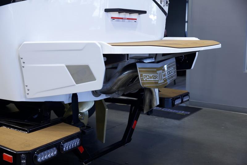 2025 Axis T250