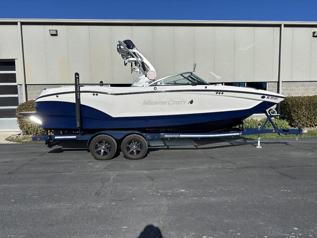 2021 MasterCraft X24