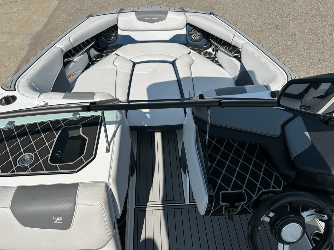 2019 NAUTIQUE GS22 STOCK 7725