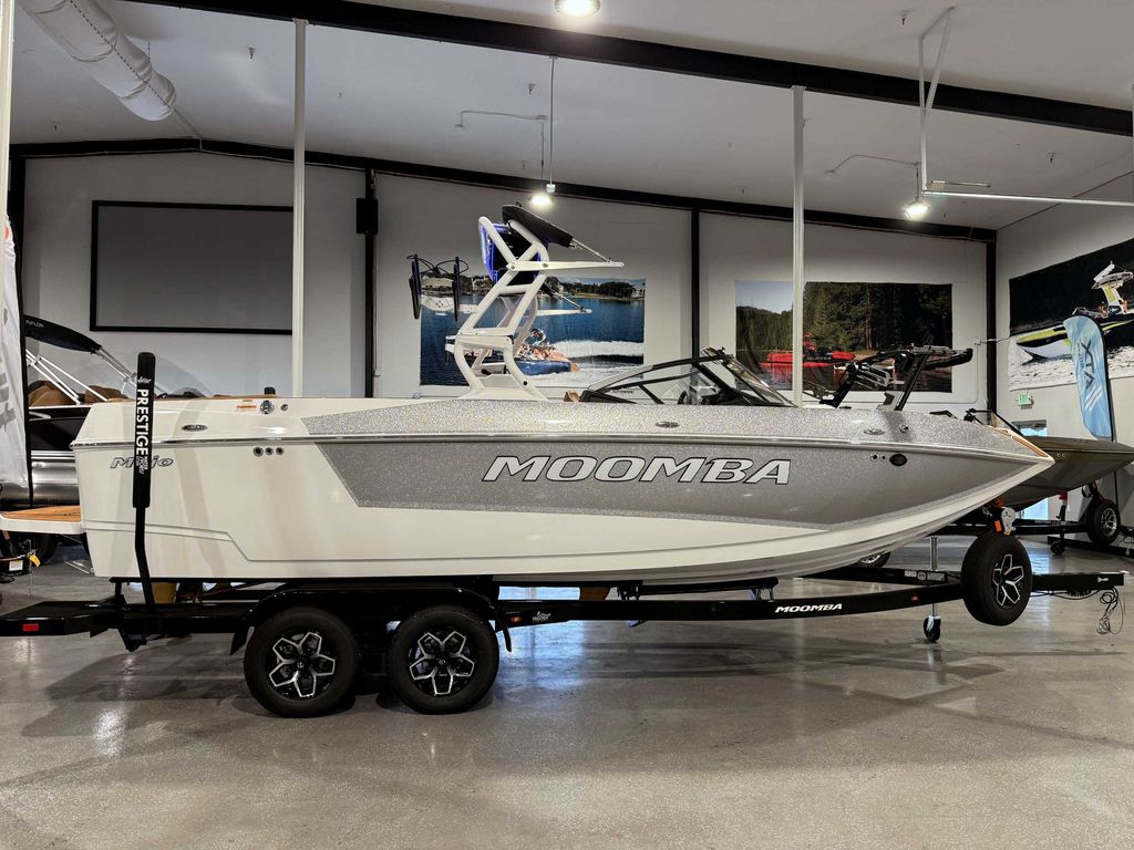 2025 MOOMBA Mojo