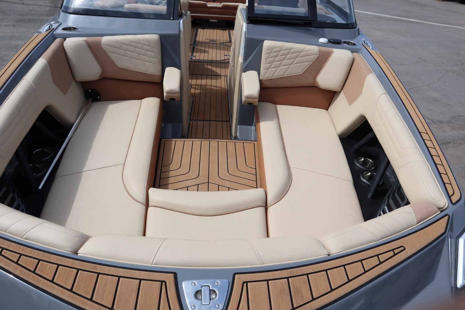 Super Air Nautique G25
