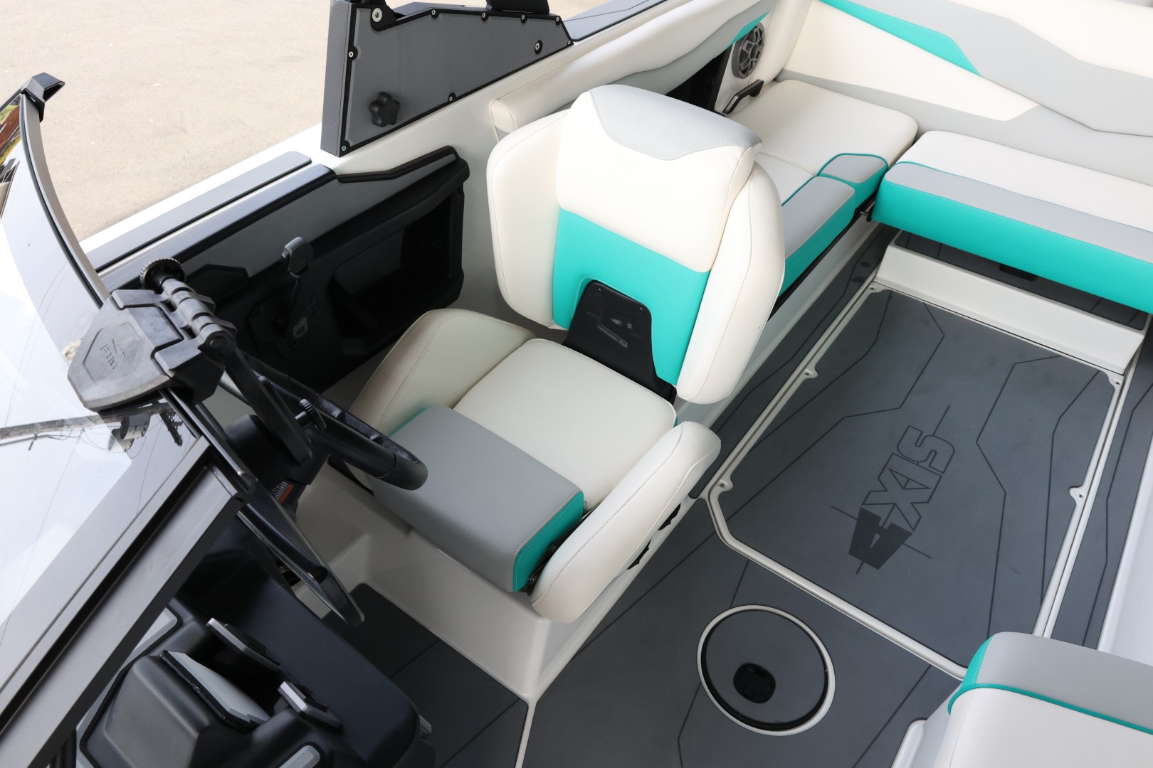 2023 Axis T220 