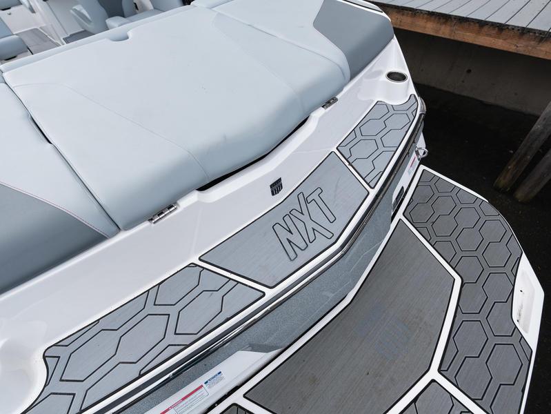 New 2024 MasterCraft NXT22