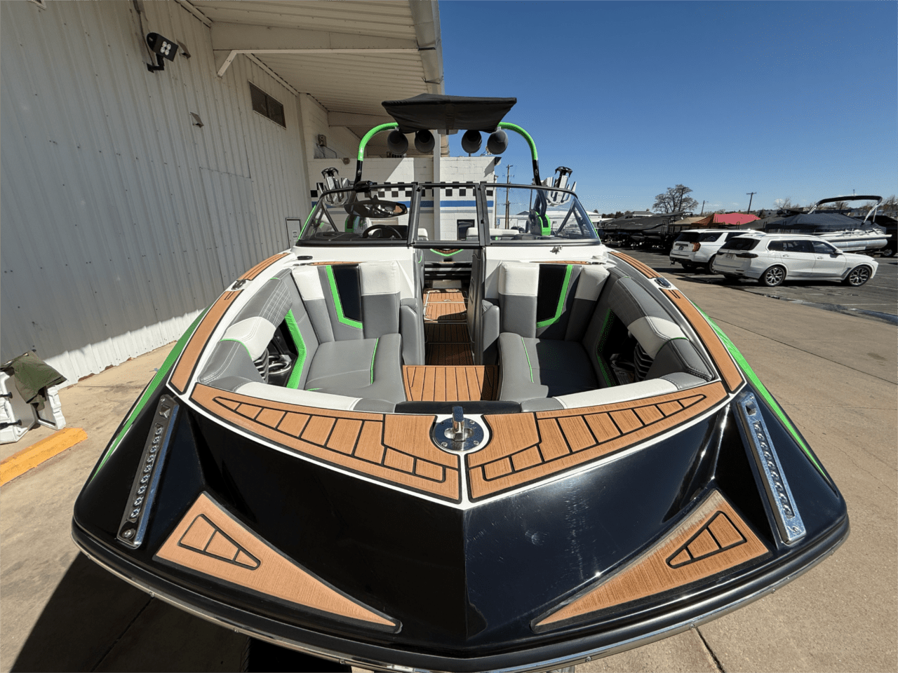 2017 Nautique G23