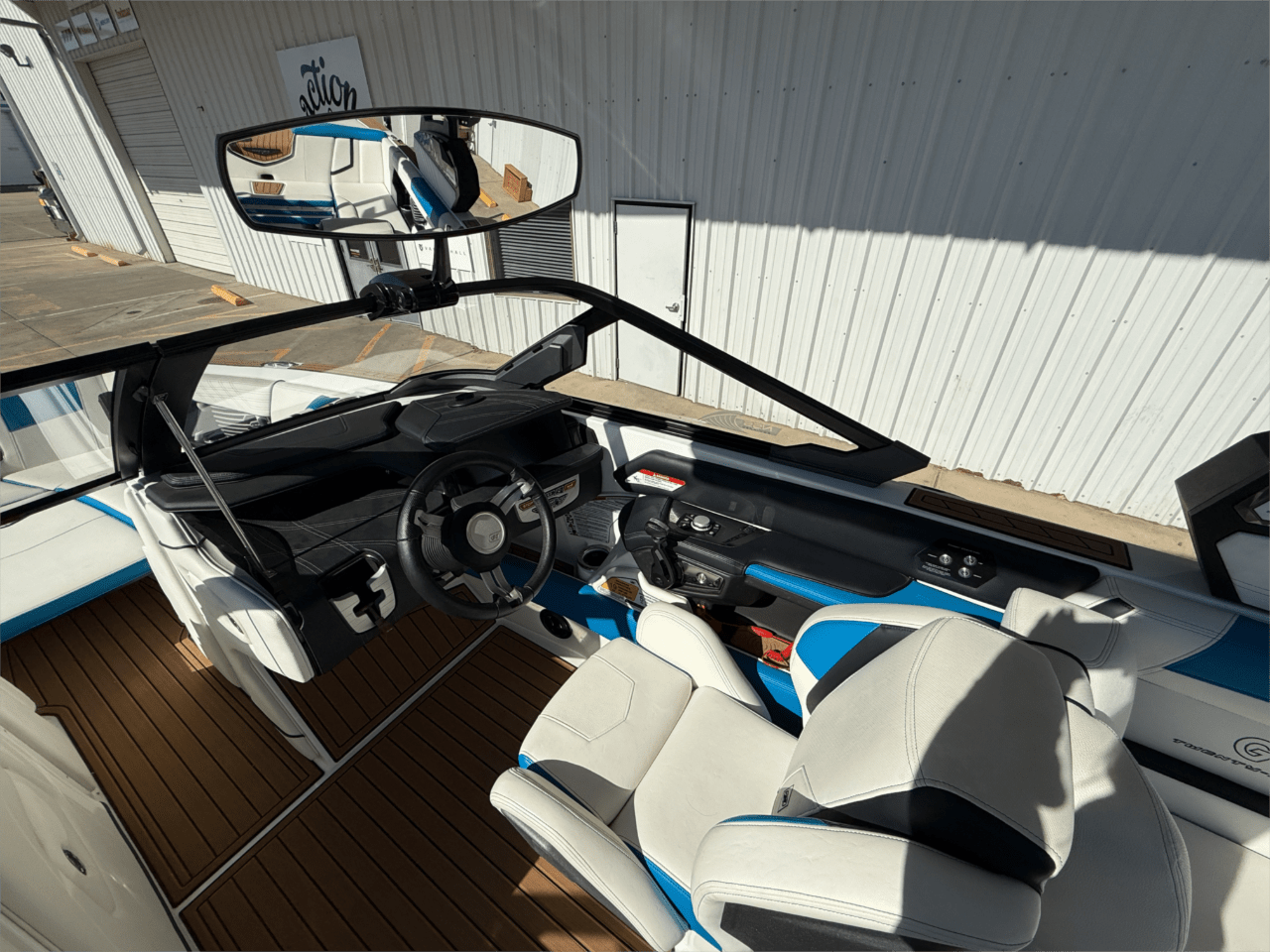 2020 Nautique G25