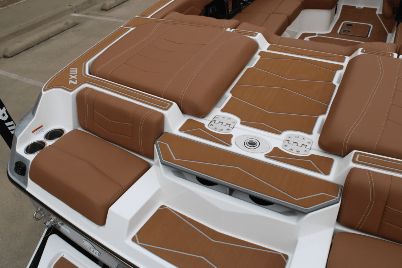 2025 Malibu 22 MXZ