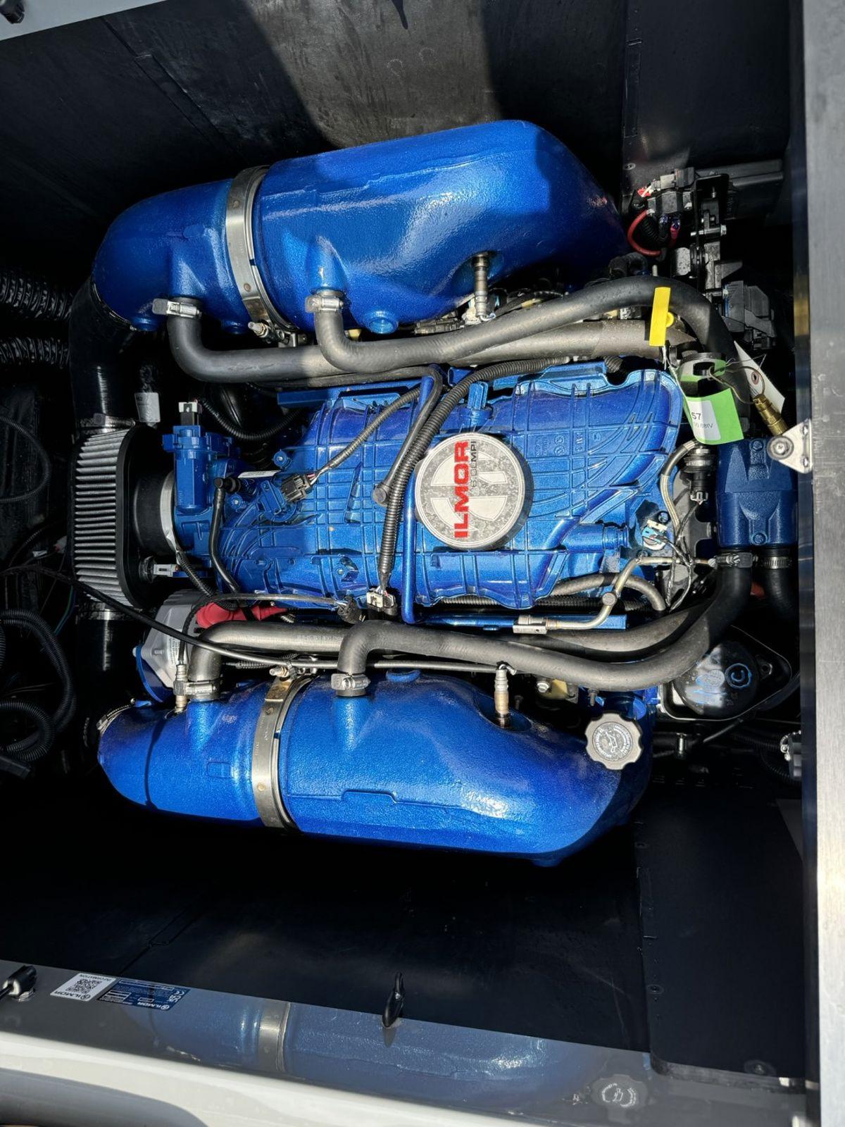 2023 MasterCraft XT24