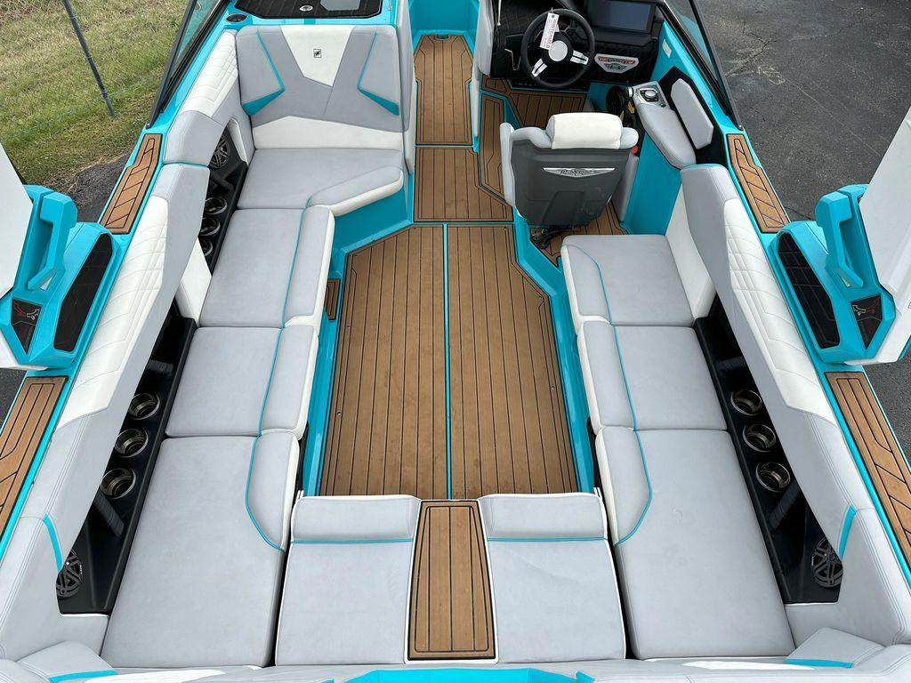 2022 Nautique S23