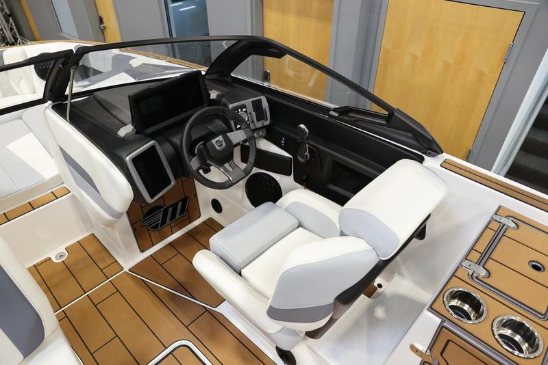2024 Malibu 24 MXZ