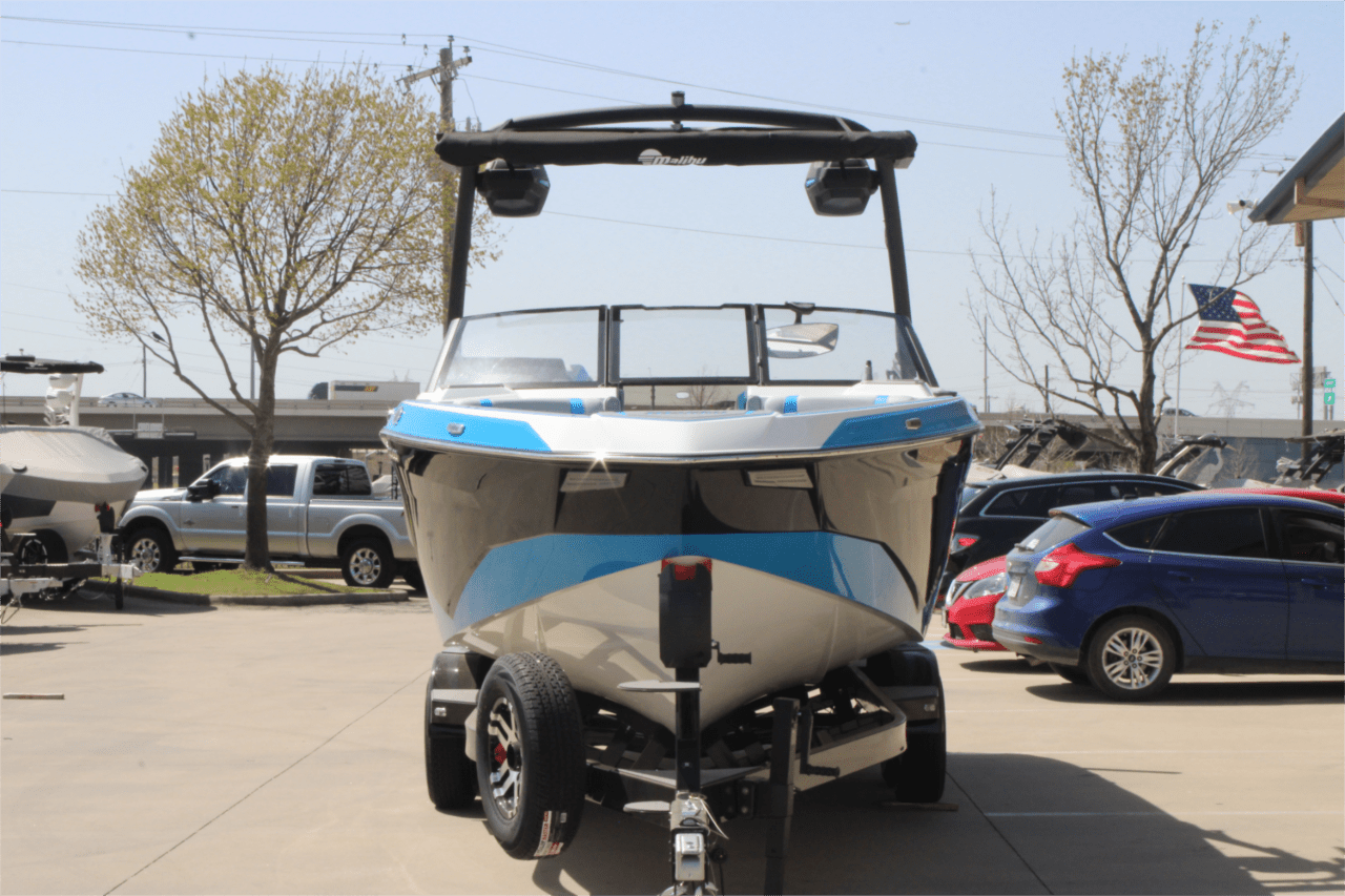 2025 Malibu 25 LSV