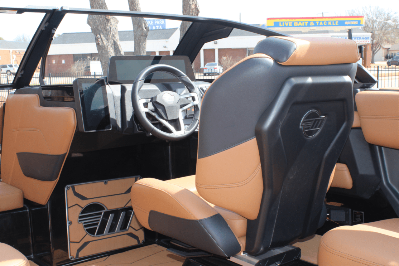 2025 Malibu 23 MXZ