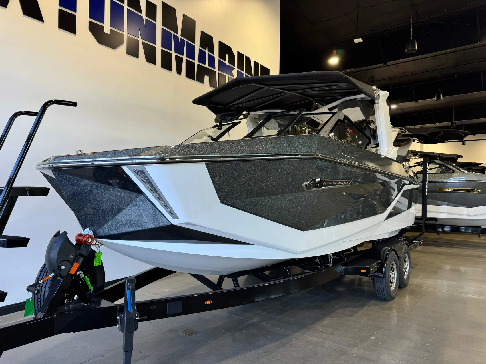 2025 Nautique G23
