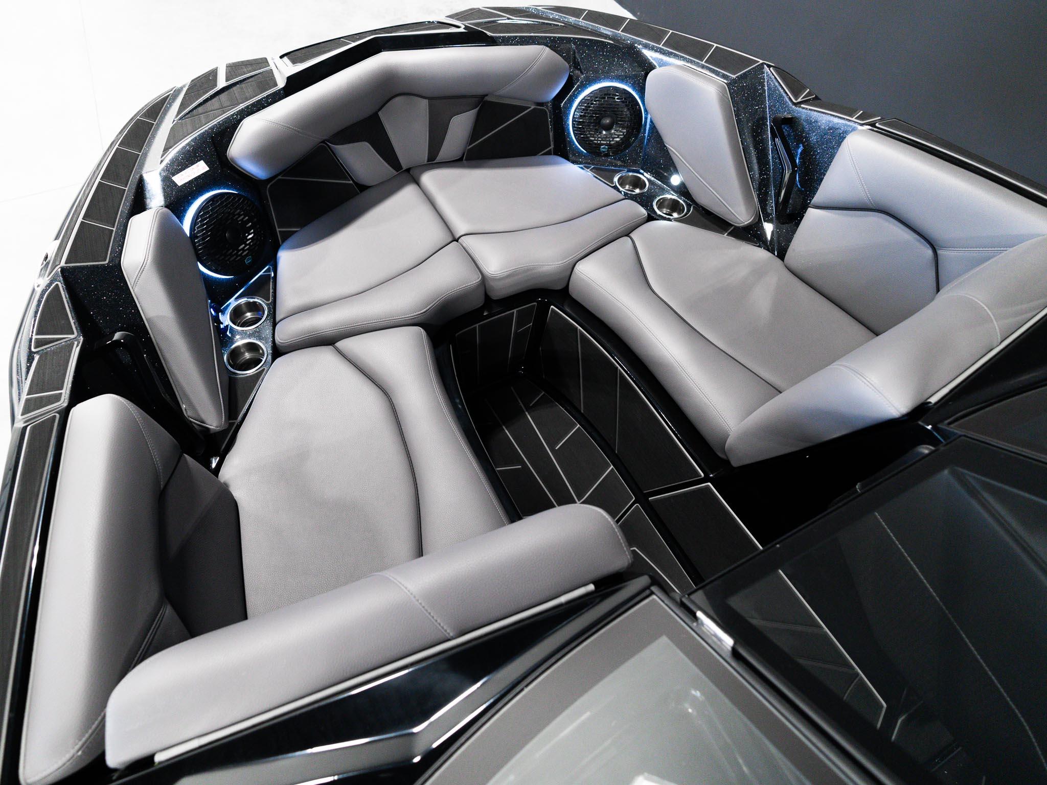2025 Centurion Fe23 &#8211; Black / Black Flake