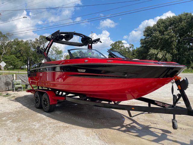 Supreme S220 GA Bulldog boat!