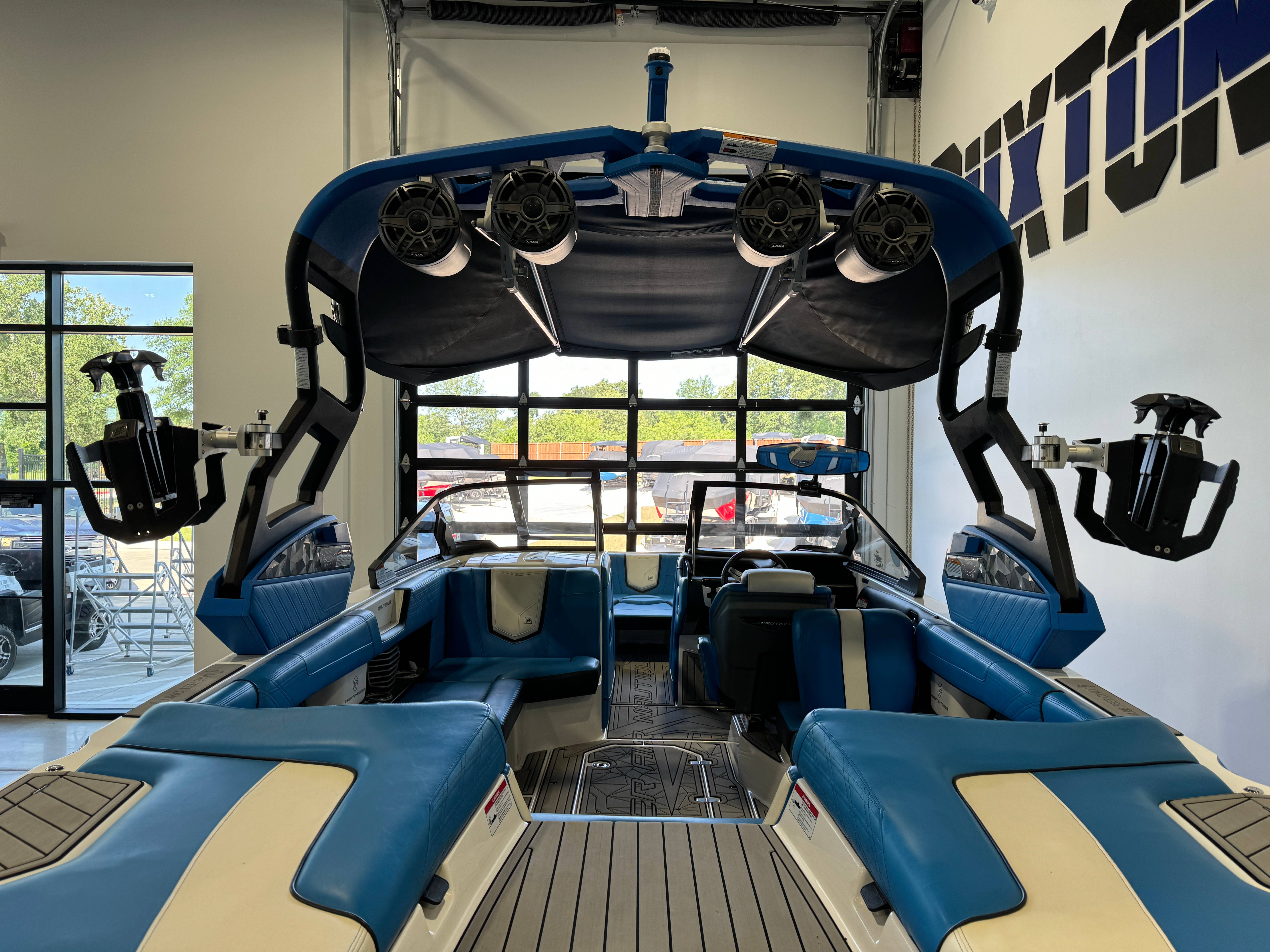 2019 Nautique G23
