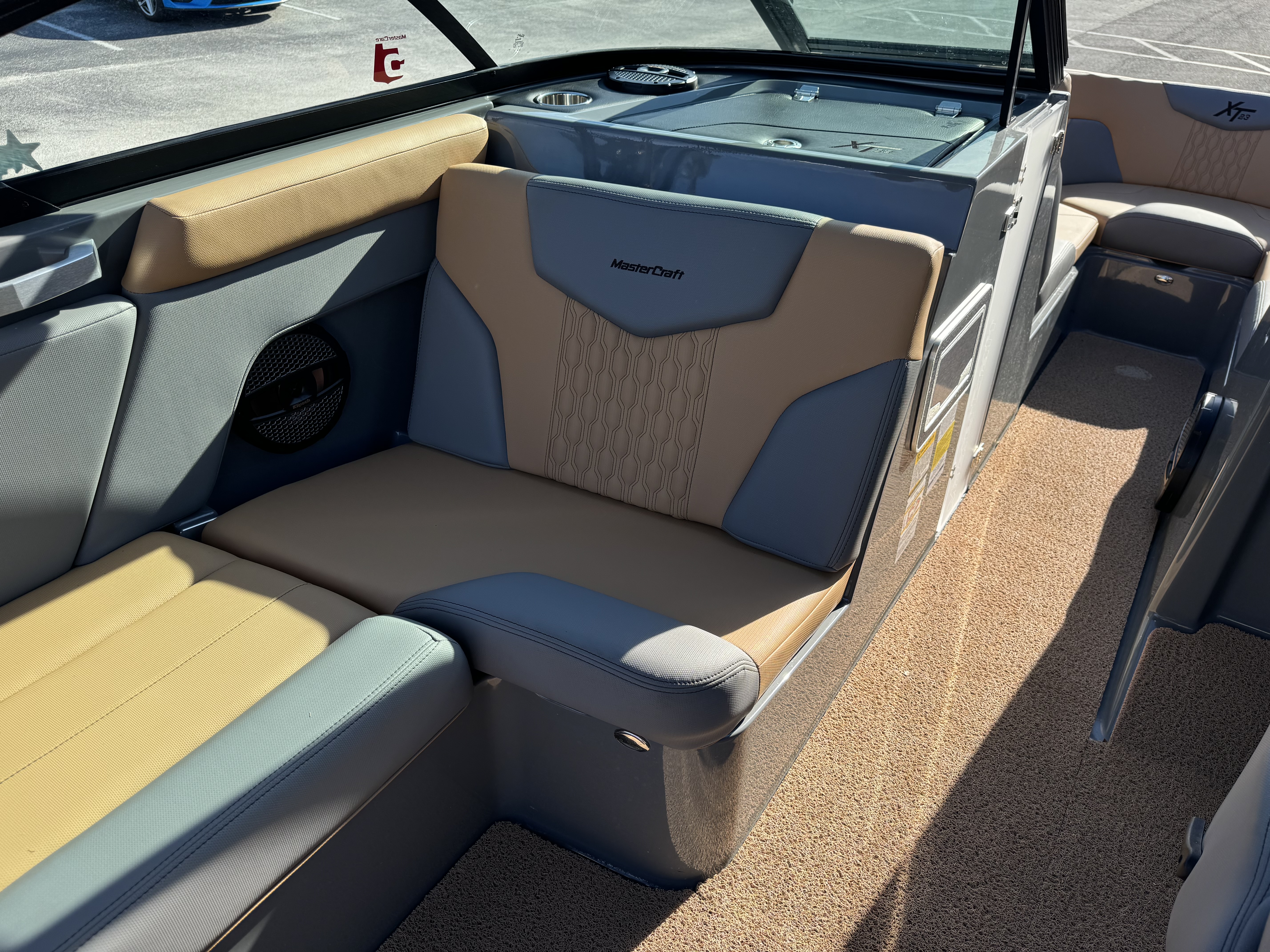 2023 MasterCraft XT23