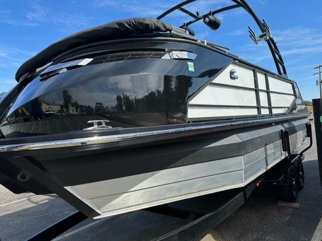 2021 Montara Surf Boss 25