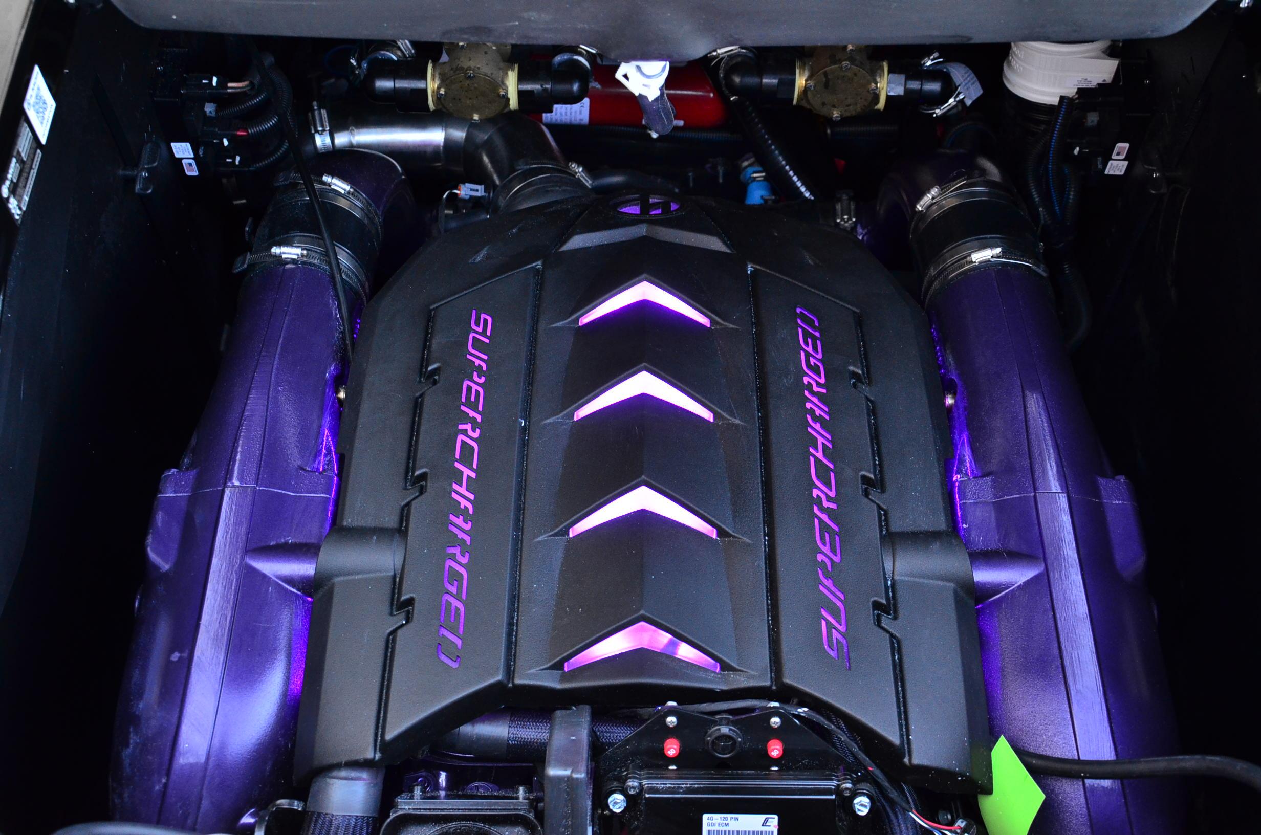 2024 MasterCraft XstarS – Ilmor 6.2 SuperCharged, LOADED! 2024 Model Year End Clearance!