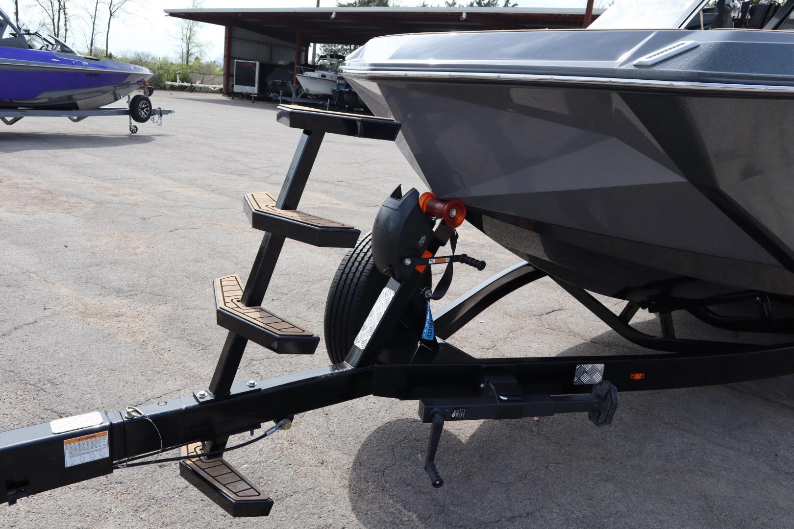 Super Air Nautique G25
