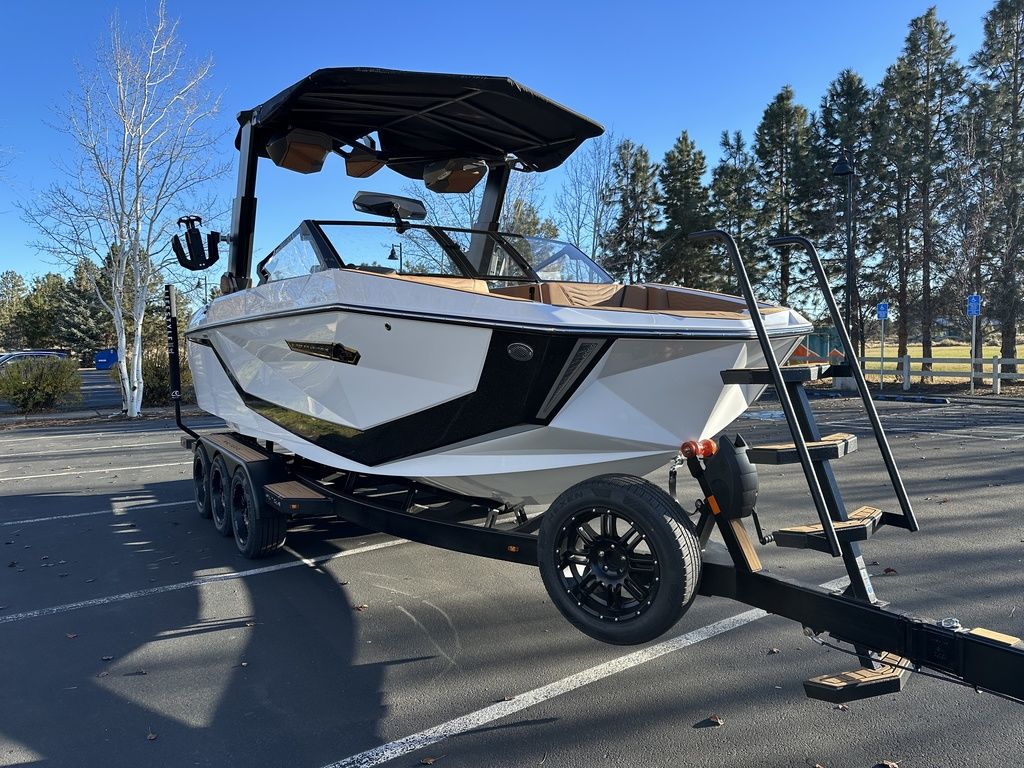 2025 Nautique Super Air Nautique G23