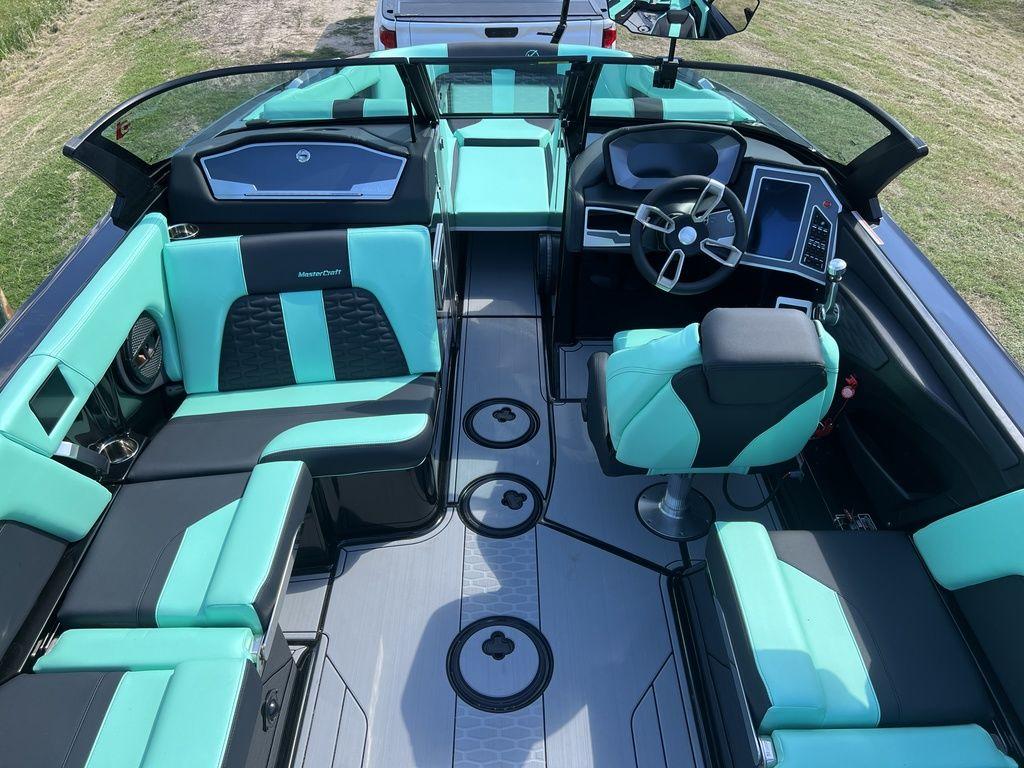 2024 MasterCraft X24