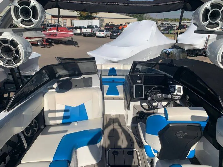 2020 Malibu 23 MXZ