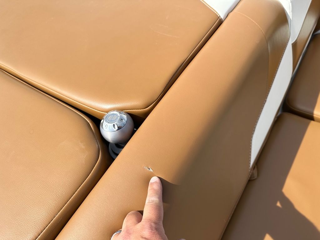 2022 Malibu Boats 22 LSV