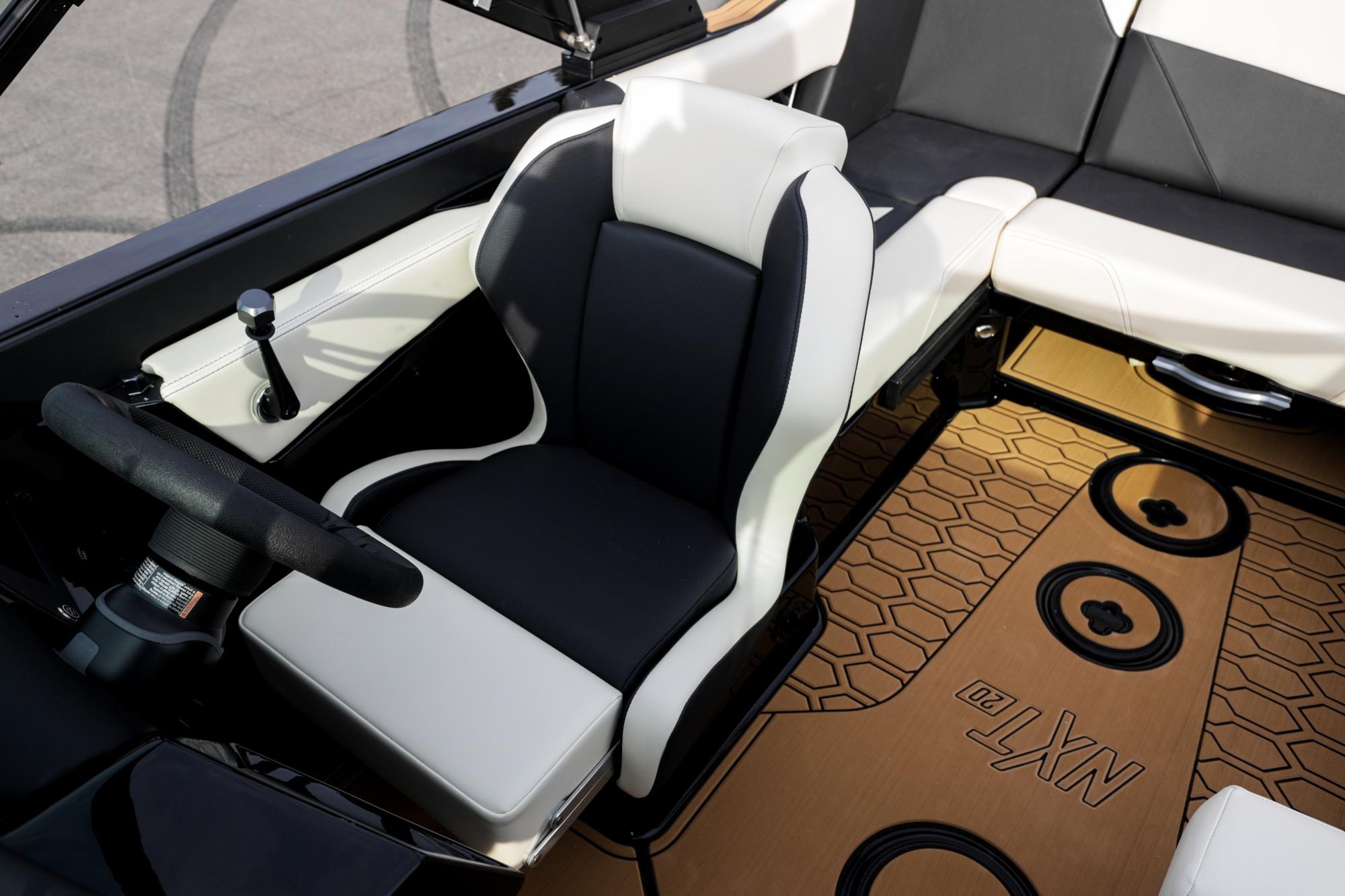 Mastercraft NXT 20
