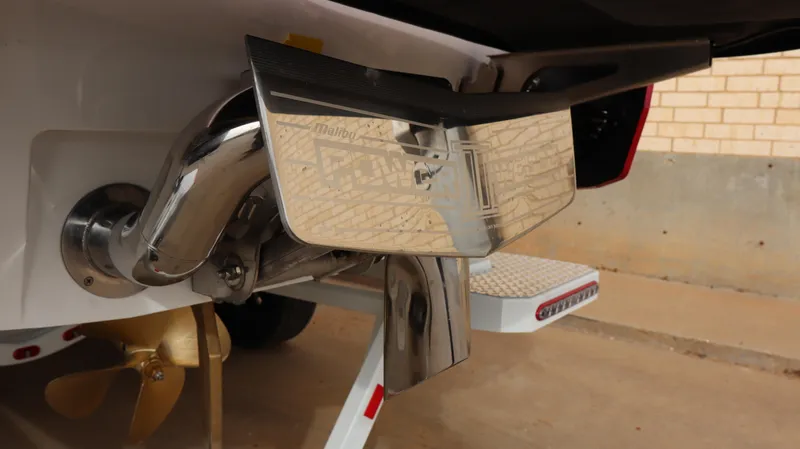 2025 MALIBU WAKESETTER 25 LSV