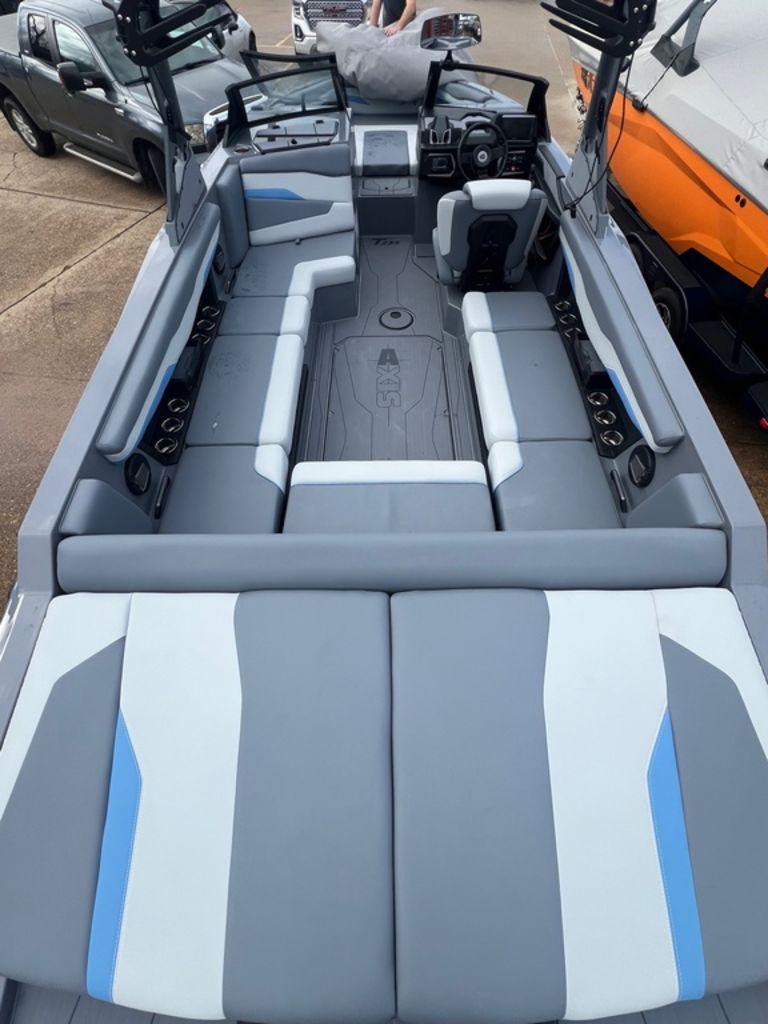 2025 Axis Wake Research T235