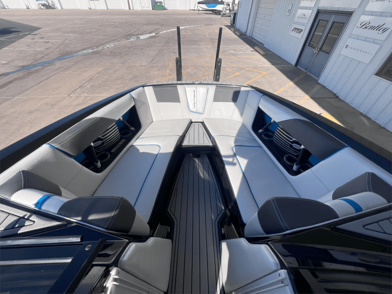2014 G23 Nautique