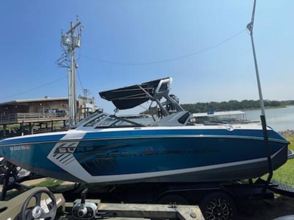 2017 Nautique Super Air Nautique G23