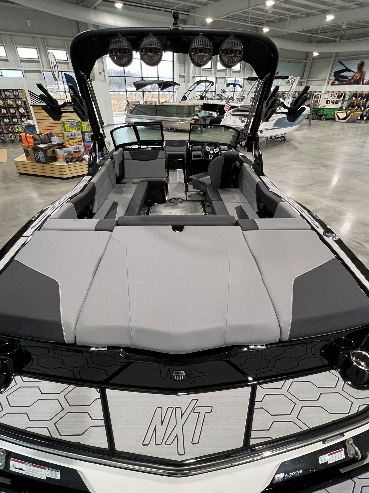 2024 MasterCraft NXT24