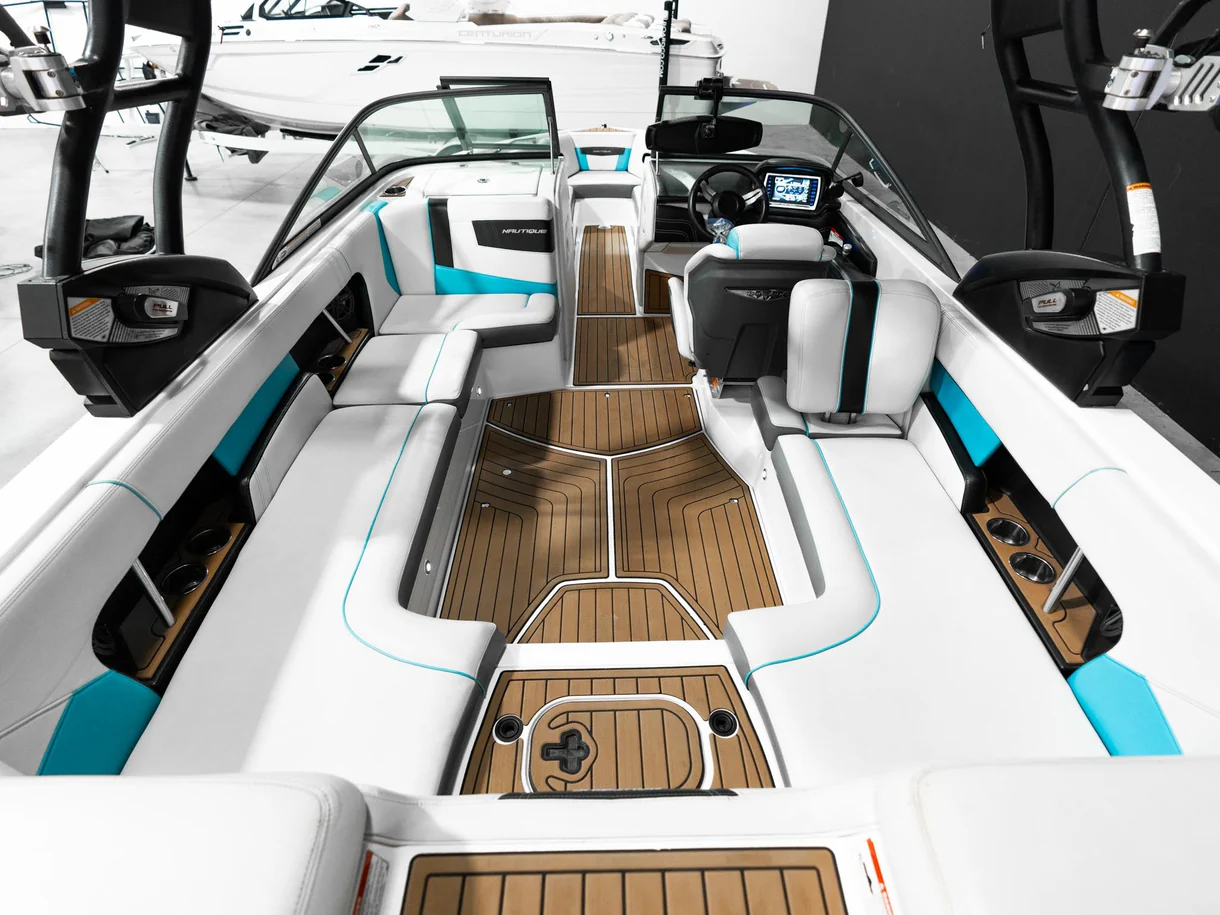 2017 Super Air Nautique 230 &#8211; Grey / Reef Blue