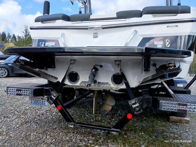 2021 MasterCraft XT20