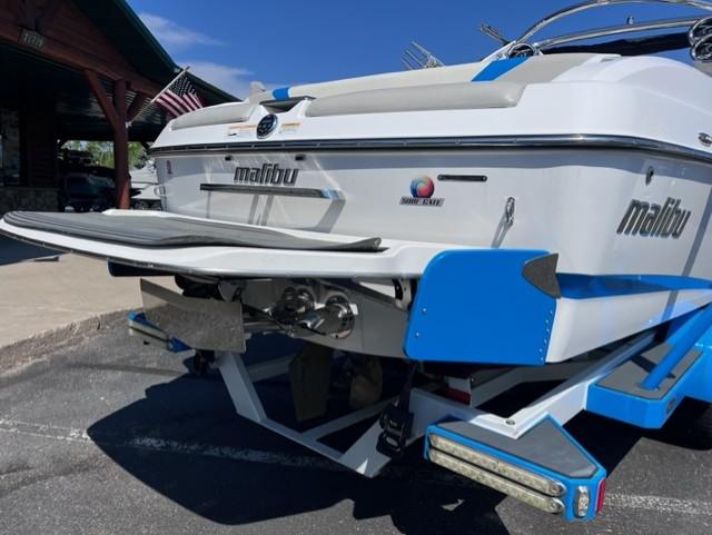 2013 Malibu Wakesetter 24 MXZ **Pending Deal**