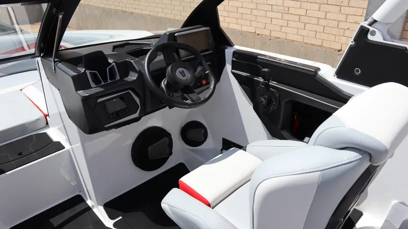 2025 AXIS A225