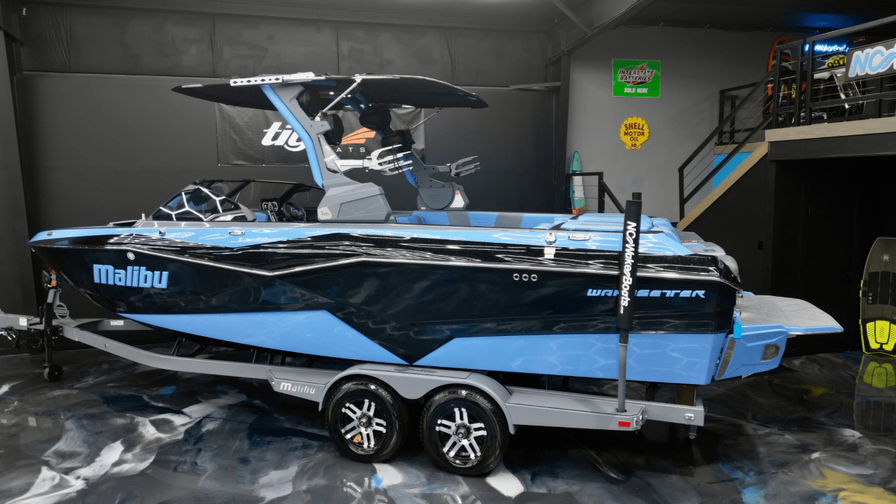 2024 Malibu Wakesetter 25 LSV