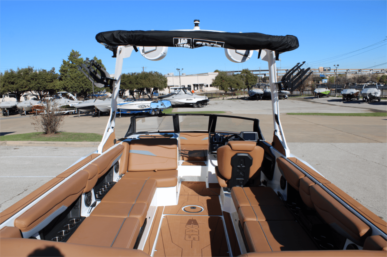 2025 Axis T250