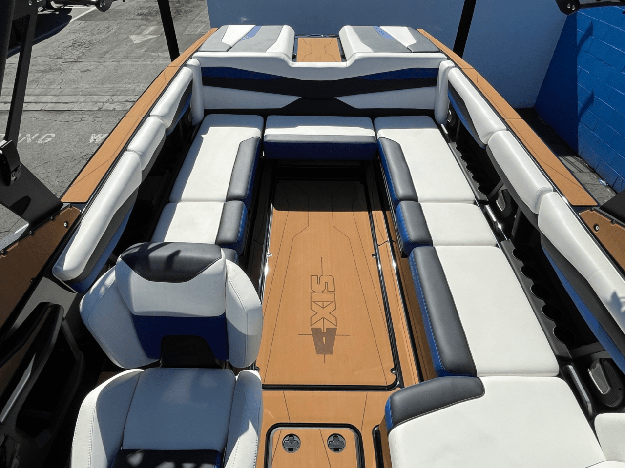 2024 Axis A245