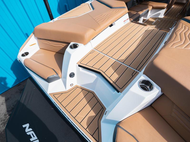 2025 Nautique G23