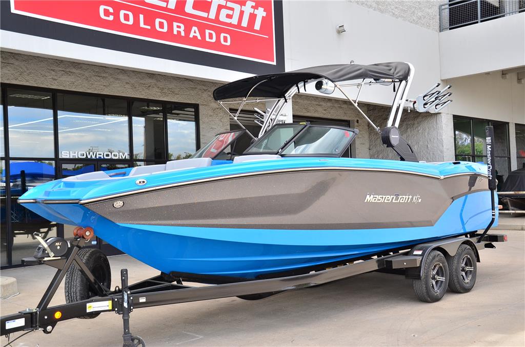 2022 MasterCraft NXT24 – ONE OWNER, LOW HOURS, SURFSTAR!