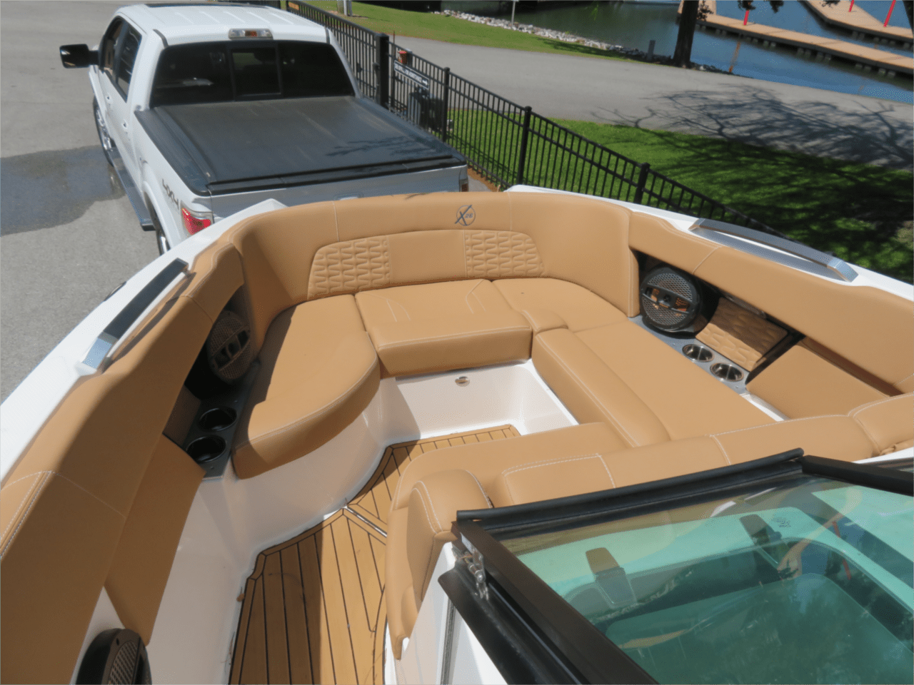 2023 Mastercraft X-26