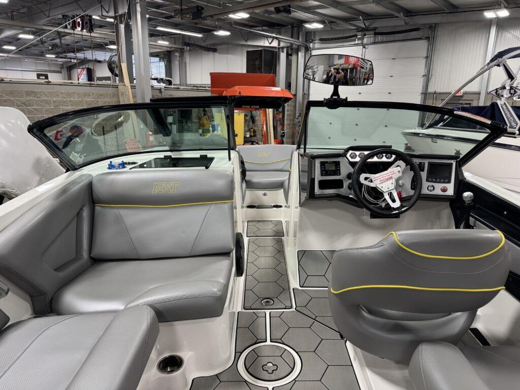 2019 MasterCraft NXT20