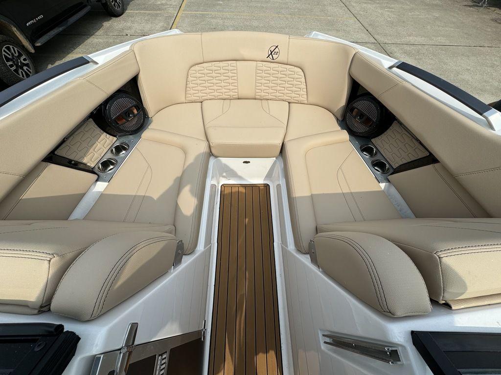 2024 MasterCraft X22