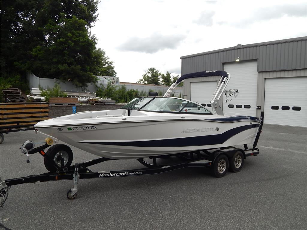 2020 Mastercraft XT-23SS **Includes Trailer** 167 Hours!