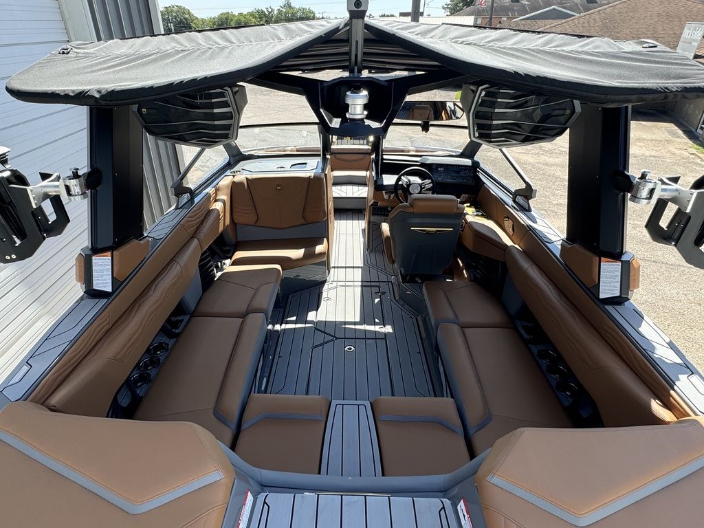 2025 Nautique Super Air Nautique G23