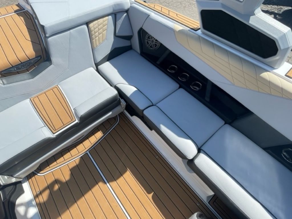 2024 Nautique Super Air Nautique S23