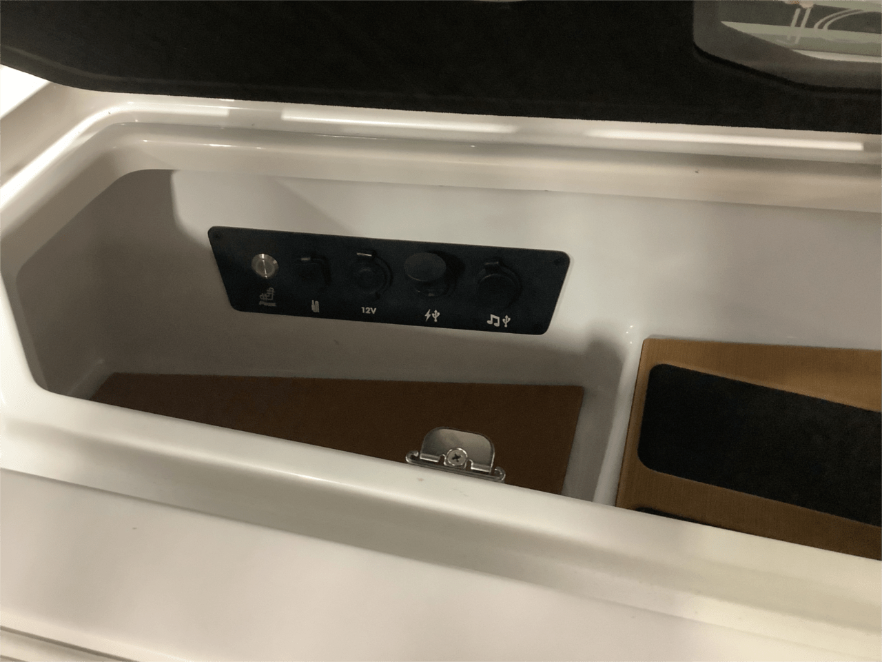 2025 Nautique G25