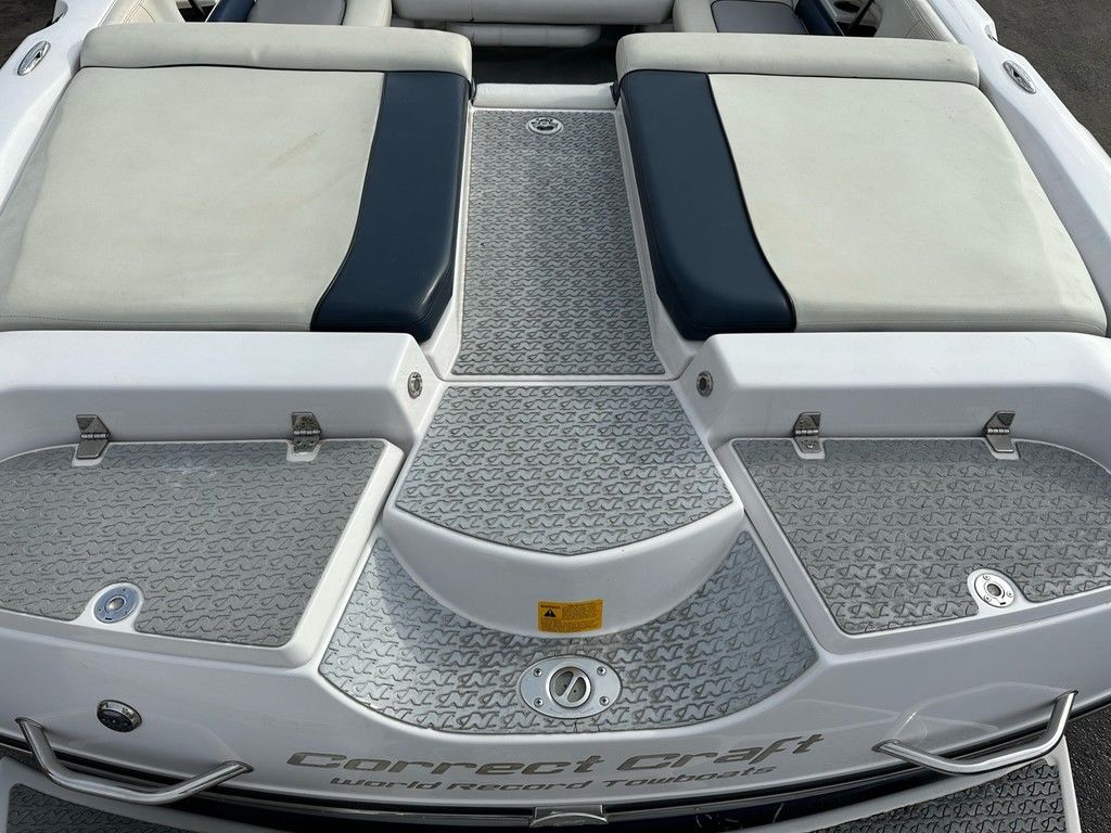 2007 Nautique Super Air 236